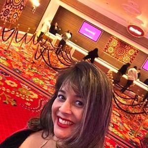 Meet your Posher, Daniela